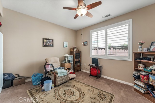 671 Zaharias Circle, Hemet CA: https://media.crmls.org/medias/9f8d8dab-e807-43e1-a24a-9ab76ea8fe9e.jpg