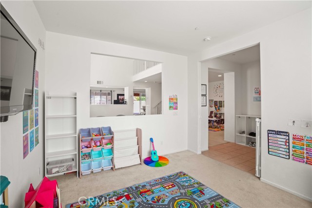 3223 W Avenue J7, Lancaster CA: https://media.crmls.org/medias/9f8e24b9-0a2c-43c8-815f-a44448f79733.jpg