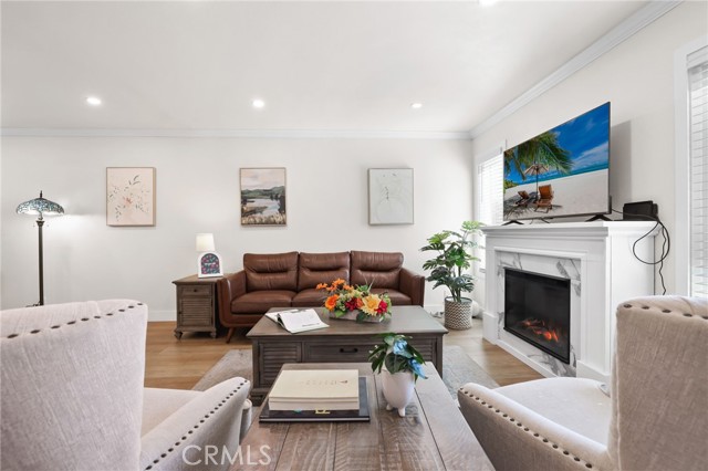 Detail Gallery Image 8 of 48 For 10 Goldenbush, Irvine,  CA 92604 - 3 Beds | 2/1 Baths