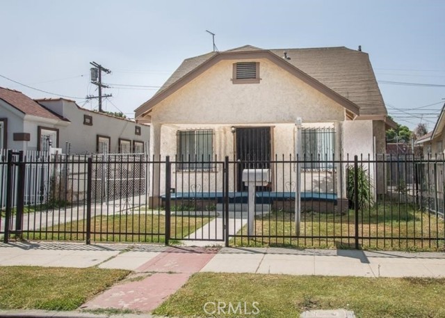 1418 W 65Th Pl, Los Angeles, CA 90047