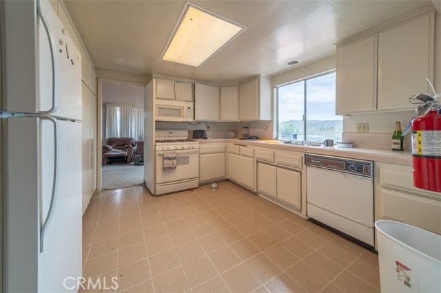 35025 -35065 Highway 79, Warner Springs CA: https://media.crmls.org/medias/9f8e7fb3-9eca-49d3-bf6d-d2f854be0b14.jpg