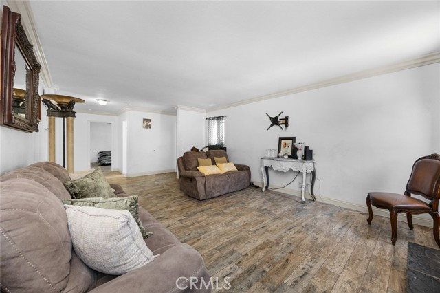 Detail Gallery Image 7 of 31 For 7172 Hayes Cir, Buena Park,  CA 90620 - 3 Beds | 2 Baths