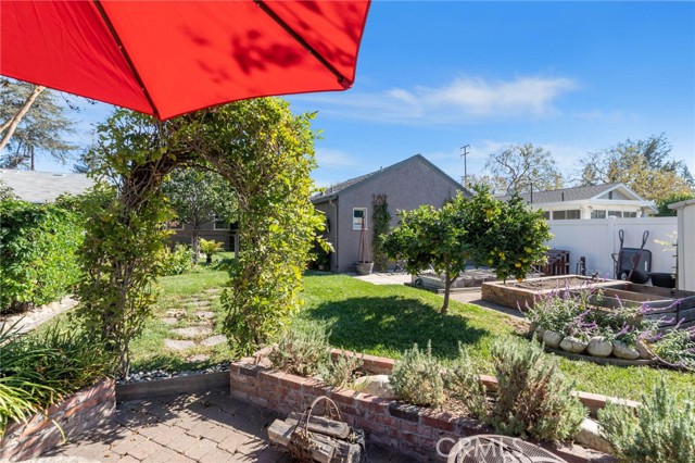 Detail Gallery Image 38 of 52 For 528 Cambridge, Orange,  CA 92867 - 3 Beds | 2 Baths