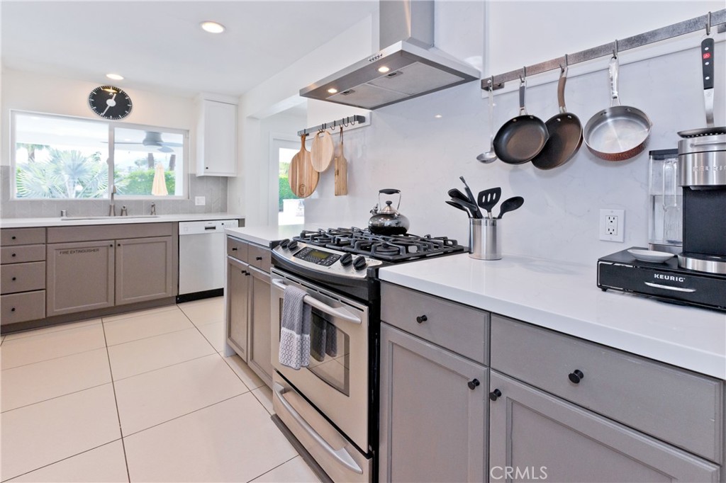 MLS #SB25247838 image #13