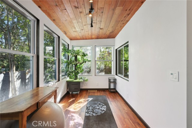 Detail Gallery Image 8 of 61 For 1165 Cherokee, Topanga,  CA 90290 - 3 Beds | 2 Baths