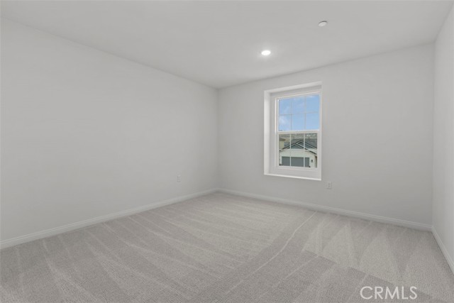 Detail Gallery Image 6 of 17 For 920 Porta Marina Ln, Lake Elsinore,  CA 92530 - 3 Beds | 2/1 Baths