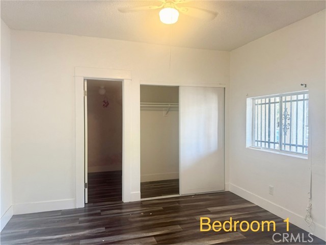 Detail Gallery Image 4 of 10 For 206 W 52nd Pl, Los Angeles,  CA 90037 - 3 Beds | 2 Baths