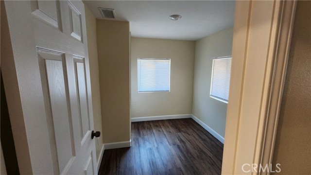 Detail Gallery Image 8 of 17 For 3431 Eucalyptus Ave, Riverside,  CA 92507 - 3 Beds | 1 Baths