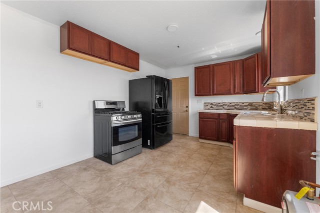 29405 123rd E Street, Pearblossom CA: https://media.crmls.org/medias/9f922bd3-b130-4888-b156-246b1d1a4a5d.jpg