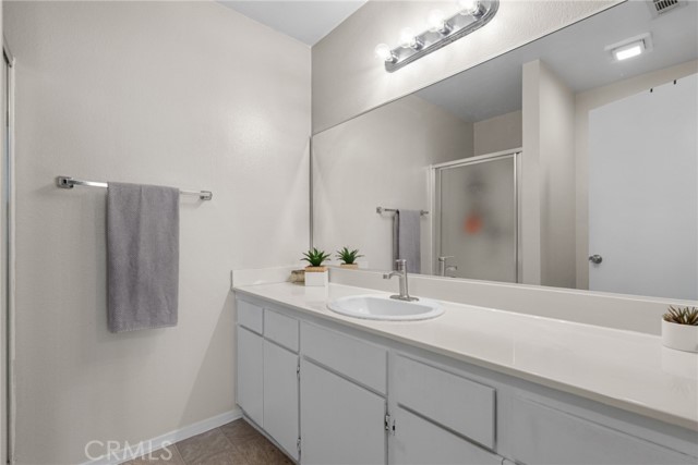 Detail Gallery Image 35 of 43 For 31363 the Old Road, Castaic,  CA 91384 - 3 Beds | 2/1 Baths