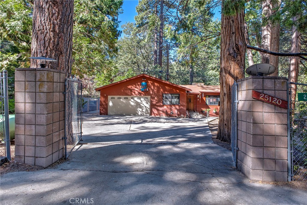 25120 Franklin Drive, Idyllwild, CA 92549