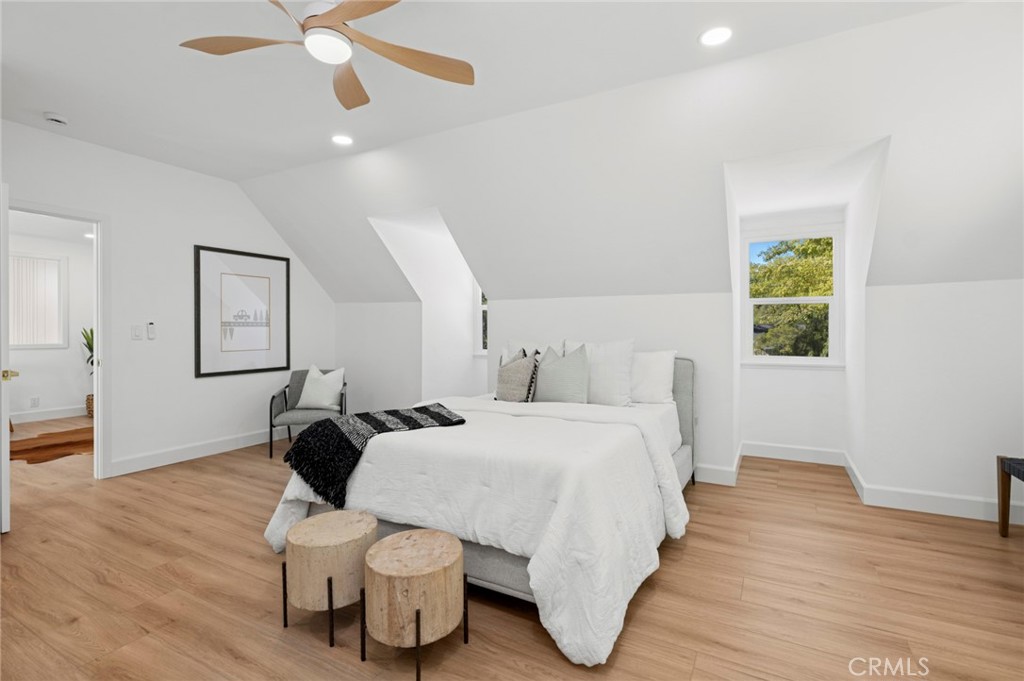 MLS #OC25245690 image #27