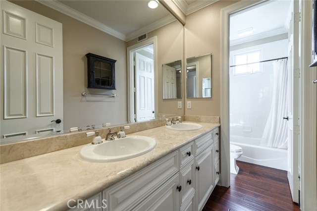 24 Wharfside Drive, Newport Coast CA: https://media.crmls.org/medias/9f941528-fb21-49b3-a374-8219d9cba690.jpg