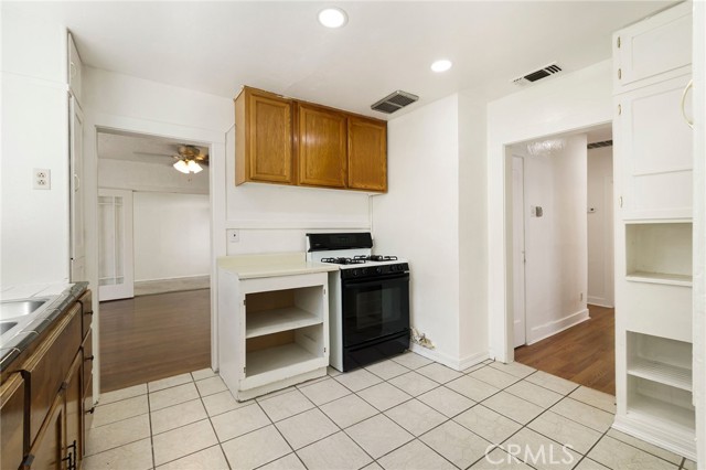 Detail Gallery Image 22 of 60 For 410 W Laurel St, Willows,  CA 95988 - 2 Beds | 1 Baths