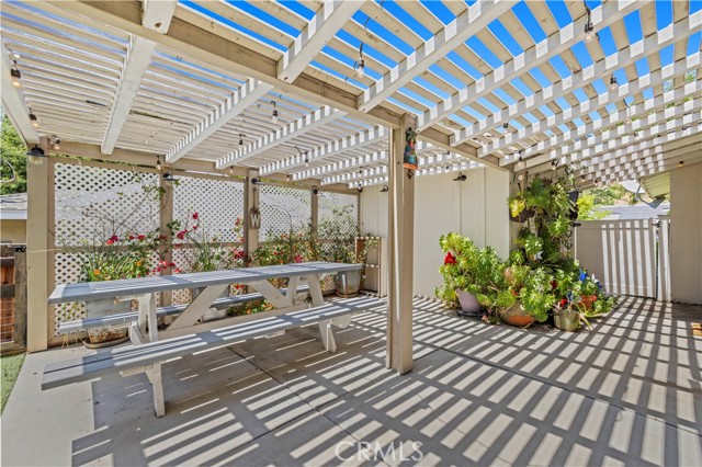 Detail Gallery Image 35 of 57 For 22624 Barbacoa Dr, Saugus,  CA 91350 - 3 Beds | 2 Baths