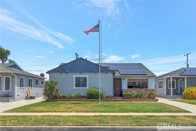 3850 Senasac Avenue, Long Beach CA: https://media.crmls.org/medias/9f96d766-36ca-4e73-94ea-a1726f140620.jpg