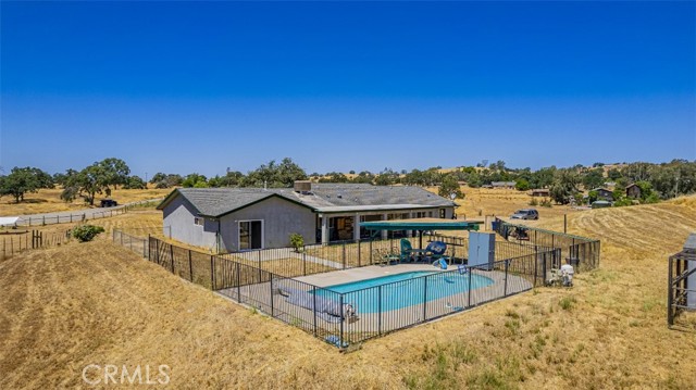 35095 Rough Rider Way, Raymond CA: https://media.crmls.org/medias/9f97ae99-c1eb-4cd4-aac9-f16c35775eff.jpg