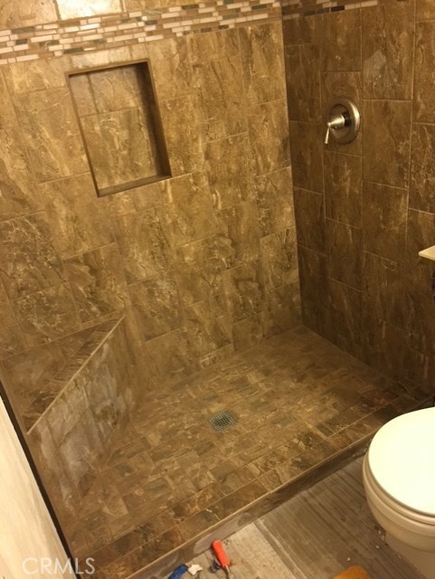 132 N Avenida Alipaz, Walnut CA: https://media.crmls.org/medias/9f983c4b-883e-495c-a58b-505b5cb5b48f.jpg