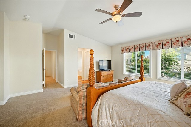 13742 Woodcrest Court, Eastvale CA: https://media.crmls.org/medias/9f9924d0-bb6c-4a6e-8848-805a9840fbc3.jpg