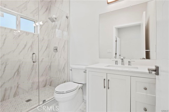 Detail Gallery Image 12 of 18 For 11428 Erwin, North Hollywood,  CA 91606 - 2 Beds | 2/1 Baths