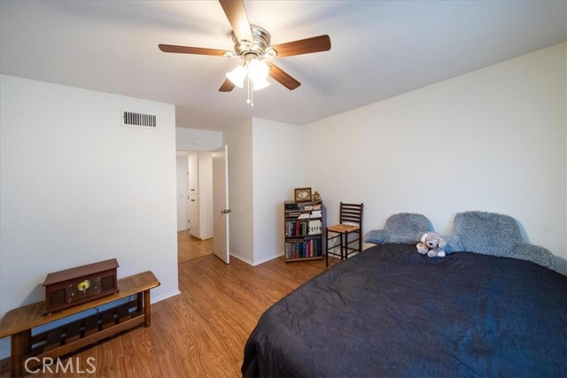 615 S Palm Avenue, Hemet CA: https://media.crmls.org/medias/9f99fa8e-a3c6-4fec-864f-c11743639d61.jpg