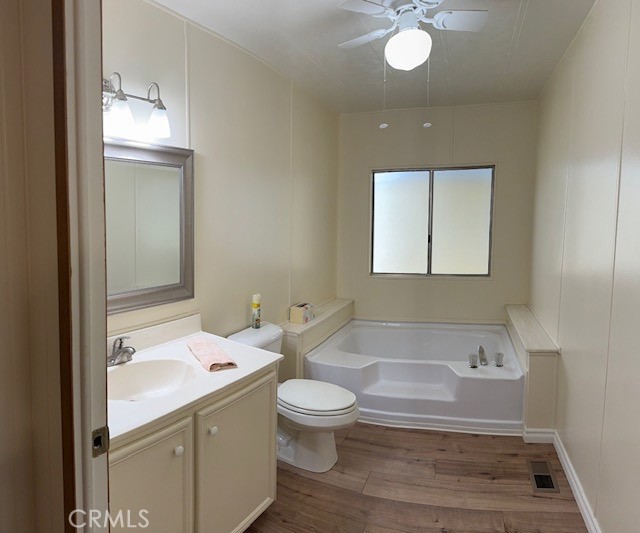 Detail Gallery Image 12 of 16 For 626 Dearborn St, Spc 9, Redlands,  CA 92374 - 2 Beds | 2 Baths