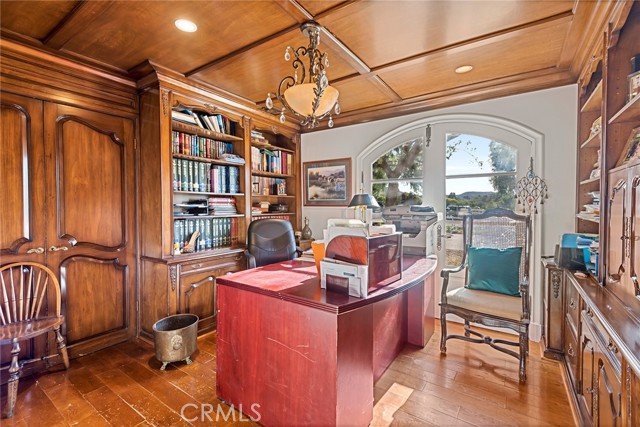 5 Bed Home for Sale in Hidden Hills, California