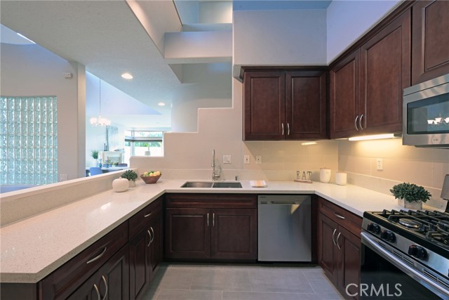 Image 12 of 46 For 927 Lone Pine