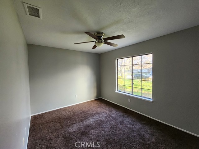 Detail Gallery Image 9 of 17 For 26068 Snow Creek Dr, Menifee,  CA 92586 - 4 Beds | 2 Baths