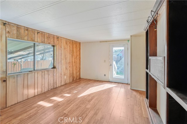 Detail Gallery Image 14 of 39 For 16700 Fox Way, Clearlake Oaks,  CA 95423 - 3 Beds | 2 Baths