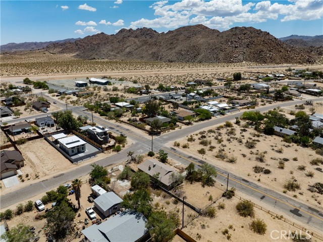 62008 Mountain View Circle, Joshua Tree CA: https://media.crmls.org/medias/9f9d669c-1121-4ba4-97c4-b8d81e702681.jpg