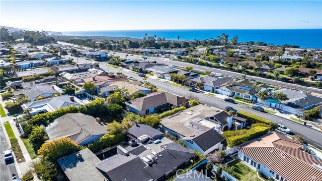 Detail Gallery Image 2 of 14 For 4600 Cortland, Corona Del Mar,  CA 92625 - 4 Beds | 4 Baths