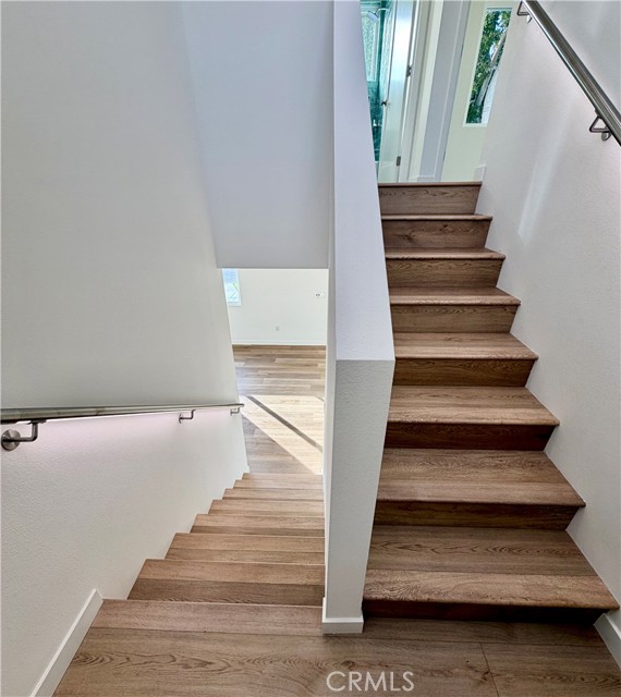 6118 Amos, Lakewood CA: https://media.crmls.org/medias/9fa097a0-b41b-4985-9352-78ccc9e9498c.jpg