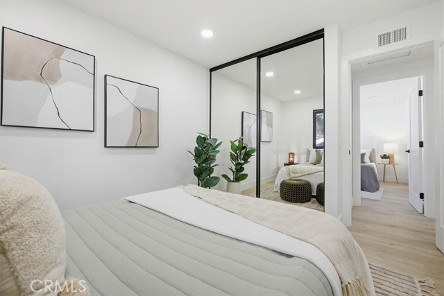 Detail Gallery Image 16 of 28 For 410 W Crystal View, Orange,  CA 92865 - 5 Beds | 3 Baths