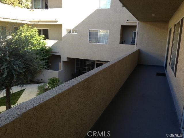 Detail Gallery Image 7 of 11 For 4647 Willis Ave #224,  Sherman Oaks,  CA 91403 - 2 Beds | 2 Baths