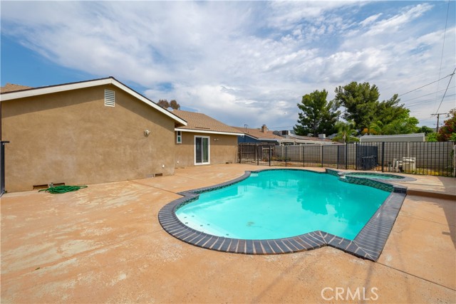 Detail Gallery Image 27 of 34 For 27015 Dartmouth St, Hemet,  CA 92544 - 4 Beds | 2/1 Baths