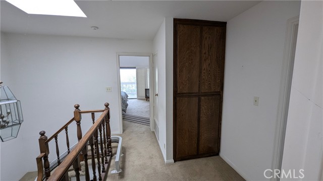 Detail Gallery Image 9 of 22 For 100 S Lucia Ave #1,  Redondo Beach,  CA 90277 - 3 Beds | 3 Baths