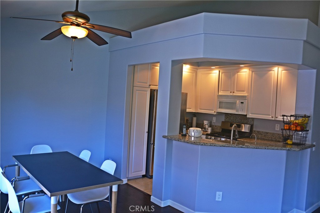 MLS #OC25251058 image #5