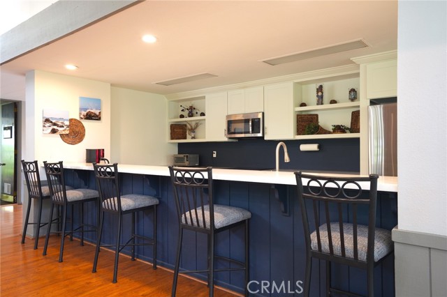 Recreation room with  full kitchen