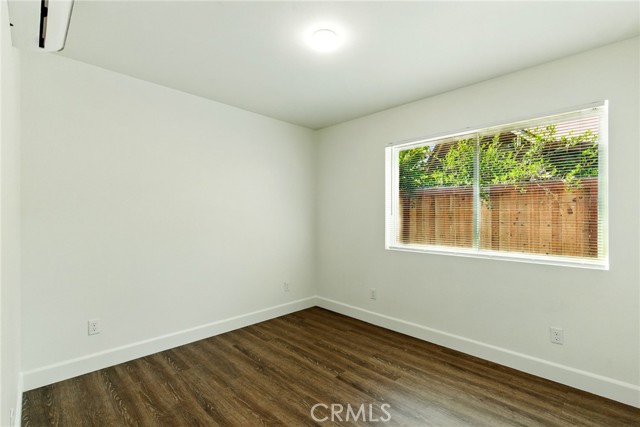 4041 57TH STREET, Sacramento CA: https://media.crmls.org/medias/9fa3e8f7-55cc-4b2a-b2d0-5babb93f515a.jpg