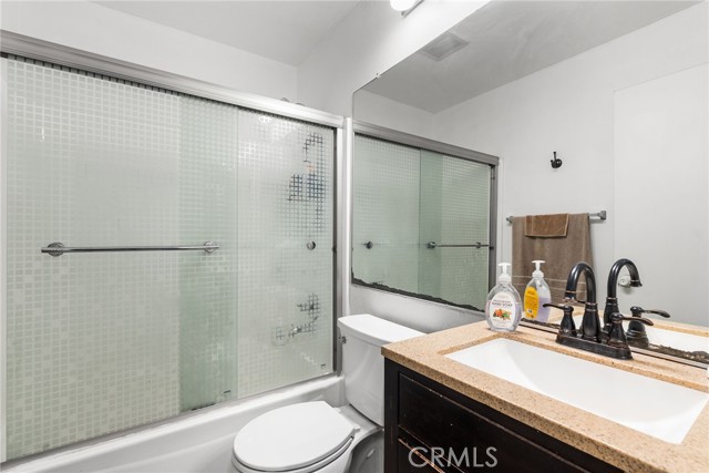Detail Gallery Image 15 of 26 For 16512 Blackbeard Ln #200,  Huntington Beach,  CA 92649 - 3 Beds | 2 Baths