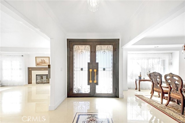 22329 Plummer Street, Chatsworth CA: https://media.crmls.org/medias/9fa565f2-e1b2-4454-b46e-2eae3694664e.jpg
