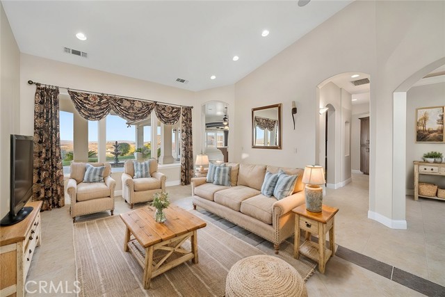 5495 Vista Serrano, Paso Robles CA: https://media.crmls.org/medias/9fa60016-11d3-4a51-917d-b5451c046471.jpg