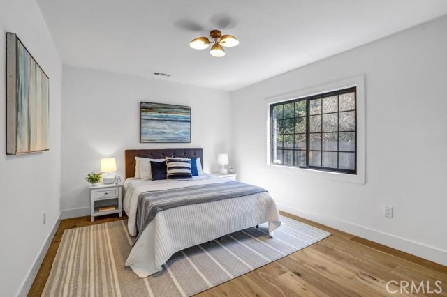2327 Bonnie Brae, Santa Ana CA: https://media.crmls.org/medias/9fa6b58c-5c00-444c-bded-4fa88dcf4e5f.jpg