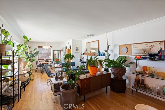 1105 W Highland Avenue, Redlands CA: https://media.crmls.org/medias/9fa6cb7d-0e58-48eb-a0e7-216998492687.jpg