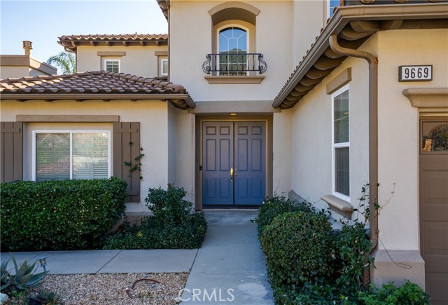 Detail Gallery Image 3 of 47 For 9669 Norbrook, Rancho Cucamonga,  CA 91737 - 5 Beds | 4/1 Baths
