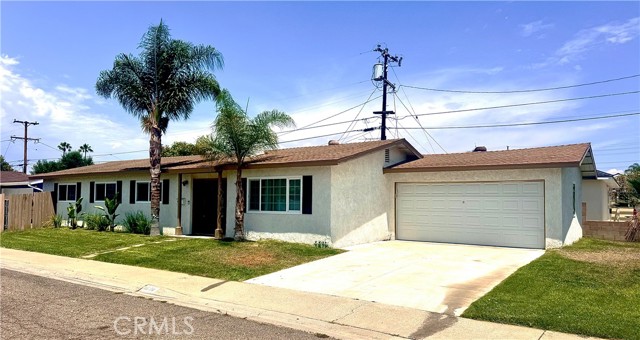 Detail Gallery Image 3 of 22 For 1029 W Sycamore Ave, Orange,  CA 92868 - 4 Beds | 2 Baths