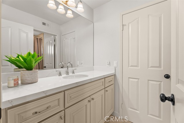 Detail Gallery Image 21 of 45 For 40 Highpoint, Rancho Santa Margarita,  CA 92679 - 4 Beds | 3/1 Baths