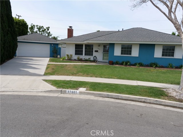 17601 Griffith Circle, Huntington Beach, CA 92649