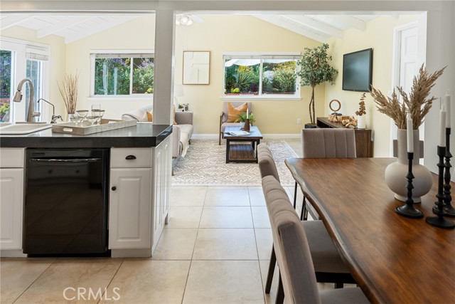 Detail Gallery Image 7 of 27 For 672 S Schug St, Orange,  CA 92869 - 4 Beds | 2/1 Baths